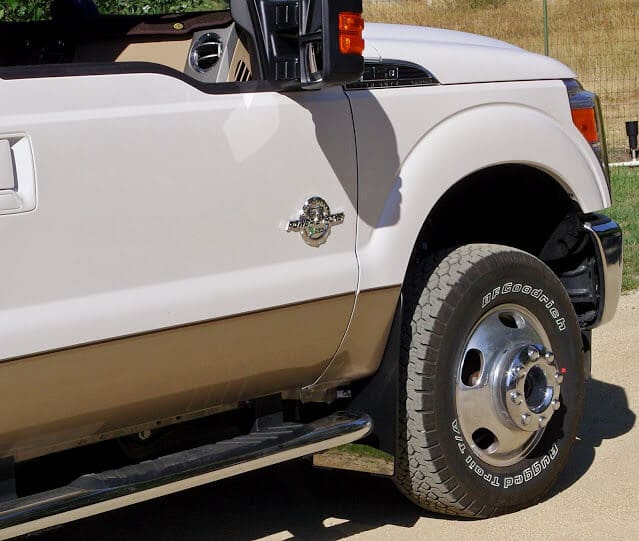 Mud Flaps in Drillless Installation for Full Coverage on Front of Ford