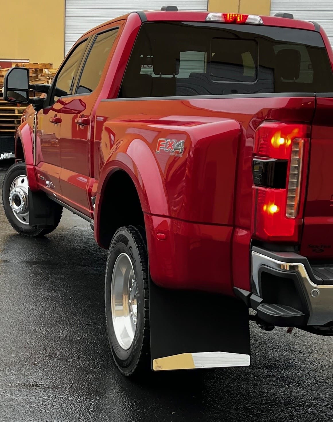 thumbnail image 2 of Wisco Direct - 2015-2022 Ford Edge Gatorback No Drill Mud Flaps With Ford Logo Plate & Black 2 of 13