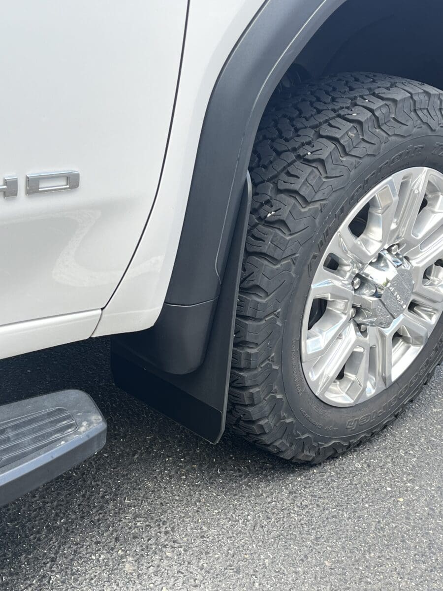 GMC 2500/3500  Front 2020 - 2025 BlackLine