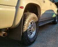 Chevy Suburban Rear 2001-2007 - Image 3